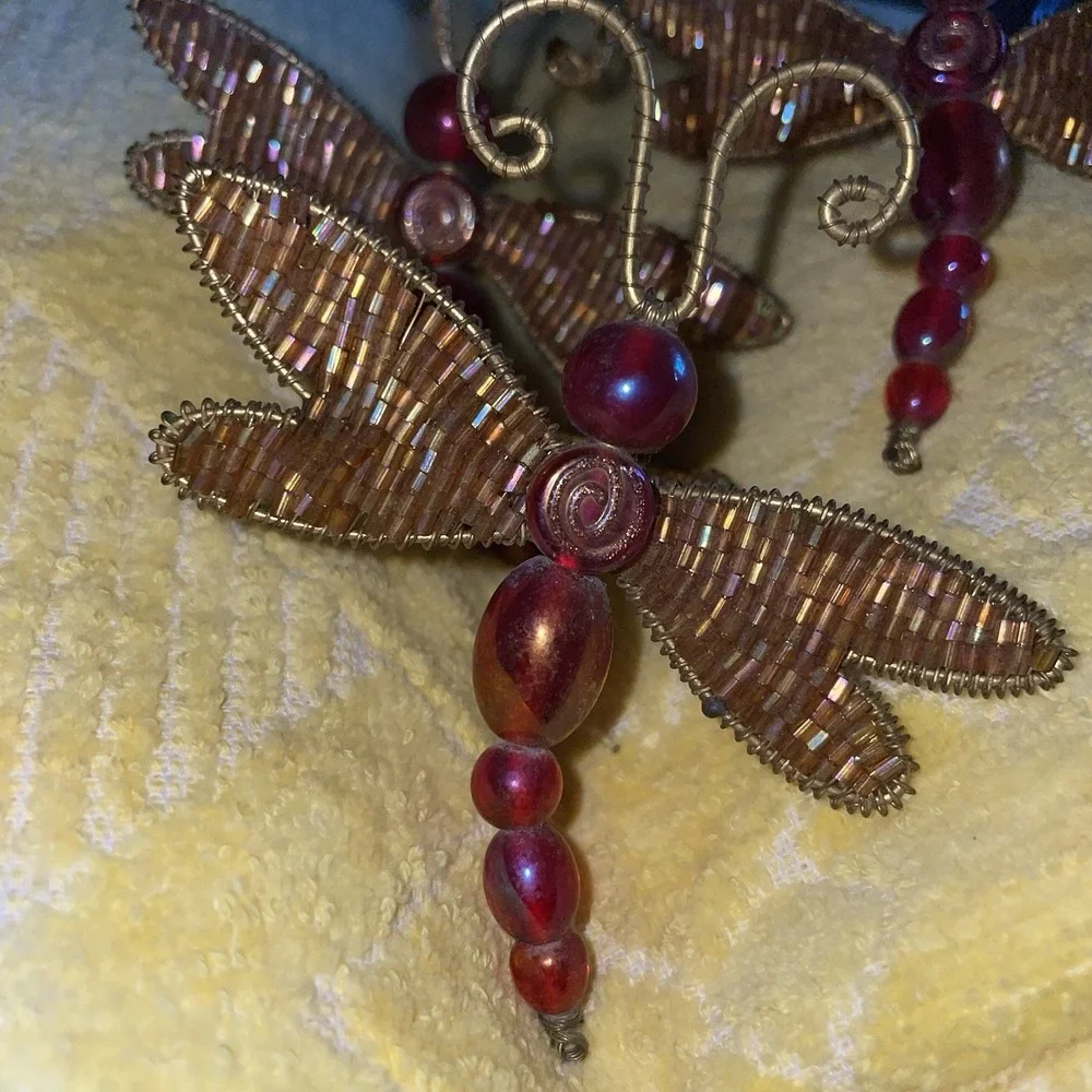 3 Pier One Beaded Dragonfly Napkin Rings ‎ Gold Wire Wings & Red Glass Beads